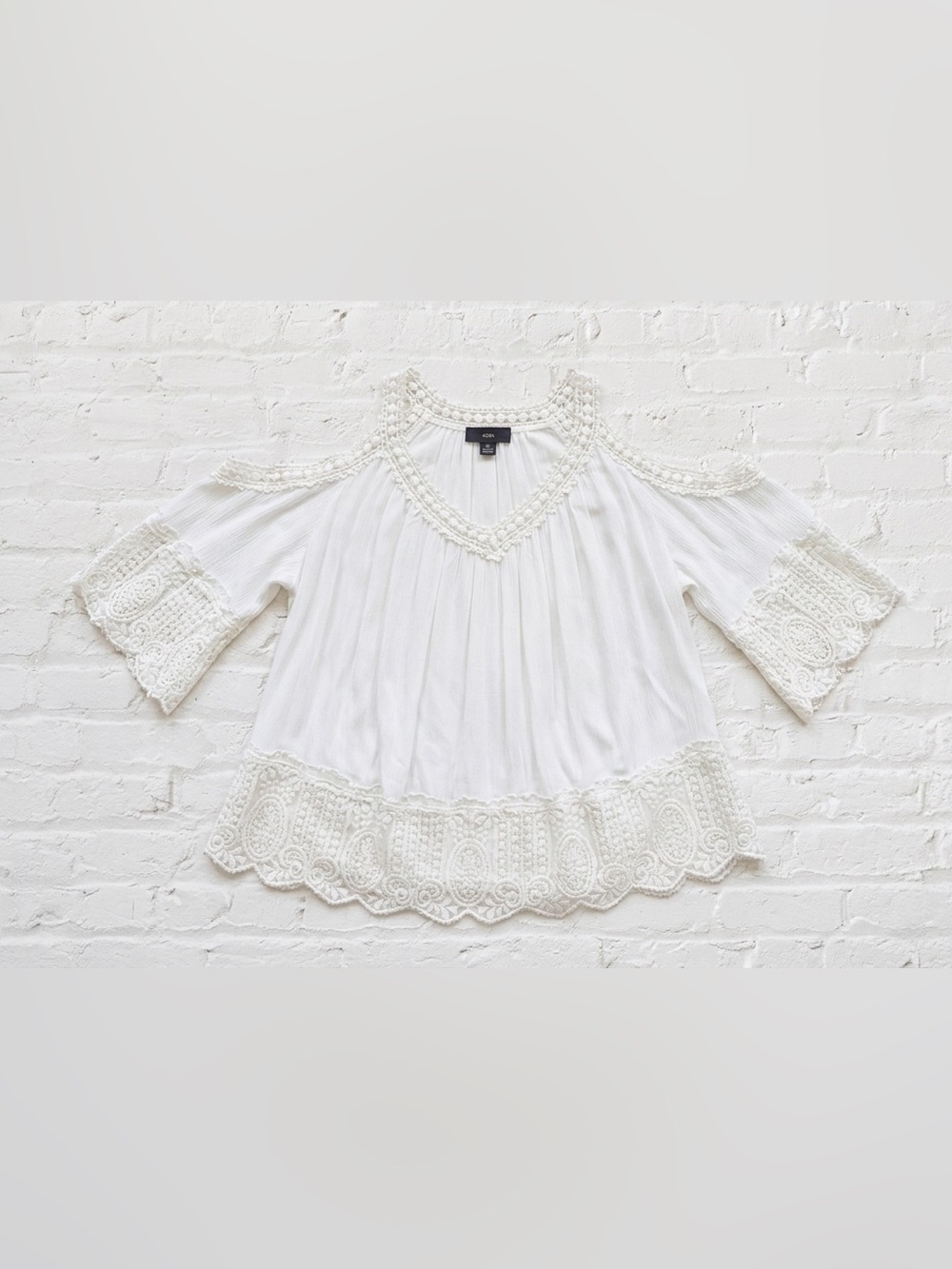 RAIN White Lace Cold Shoulder Blouse 2X Boho Floral Crochet Bell Sleeve Top